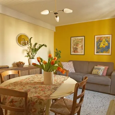 Au Coin De La Roquette Apartment Arles