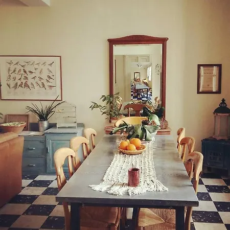 Apartment Au Coin De La Roquette Arles